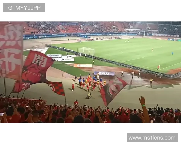 奔向梦想的绿茵场Nike足球广告激励每一个追梦者的心灵之旅